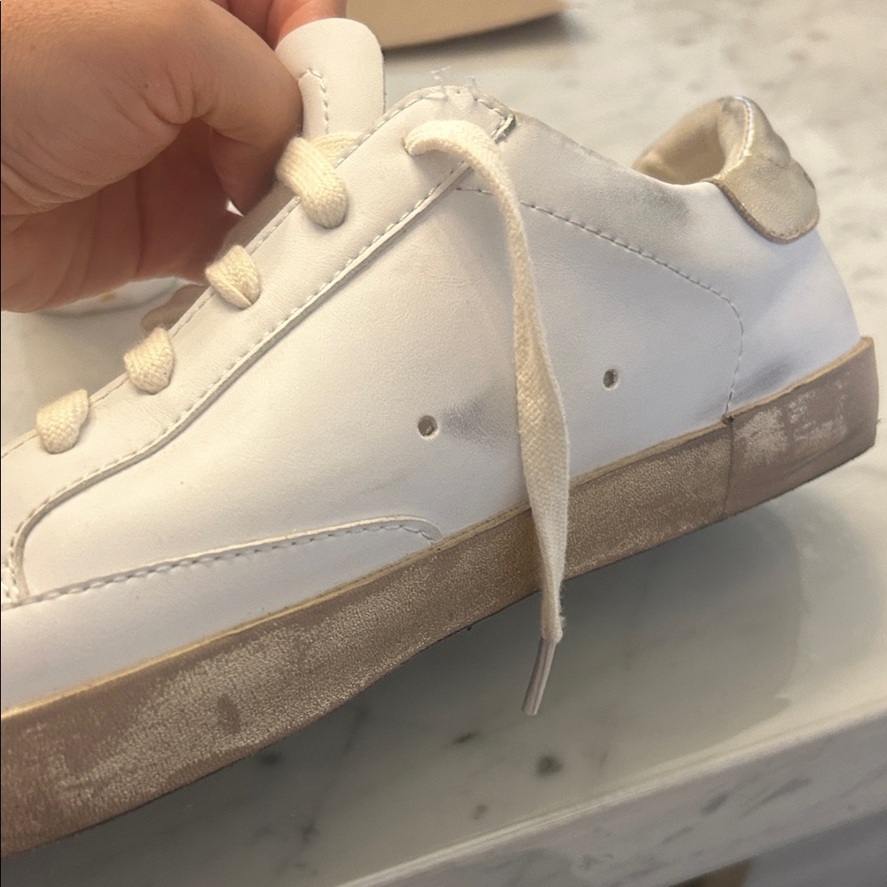 Golden Goose Women's Super-Star with gold sparkle foxing and metal studs Sz 41 - Picture 11 of 12